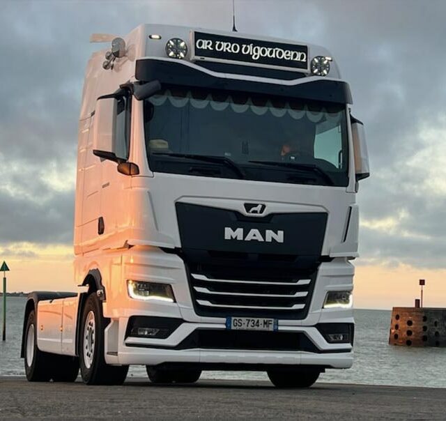 https://www.transports-daniel.bzh/wp-content/uploads/2024/07/1004.2-min-640x604.jpg